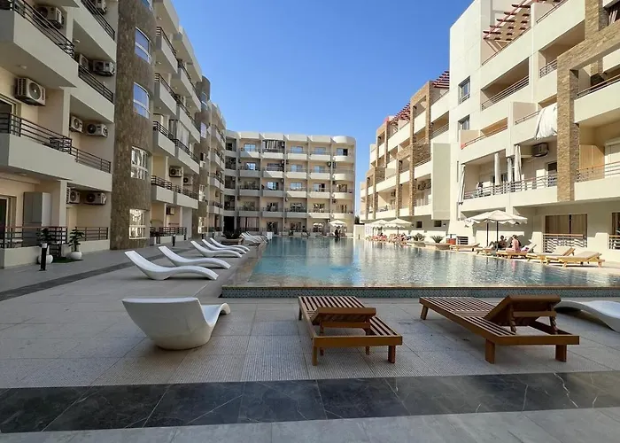 Avaneu * Hurghada