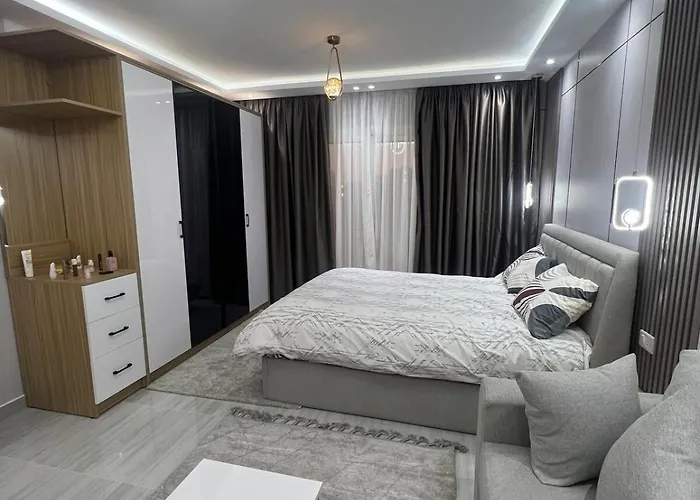 Avaneu Apartment *